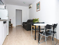 Aparthotel Iris